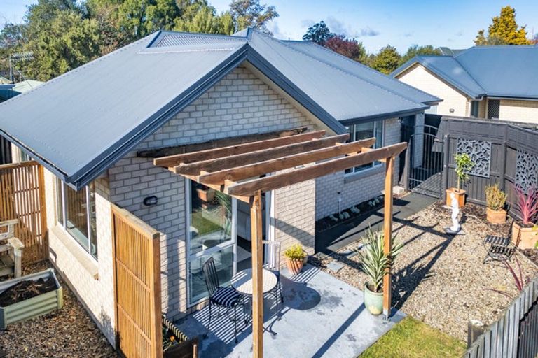 Photo of property in 7b Bentley Street, Russley, Christchurch, 8042