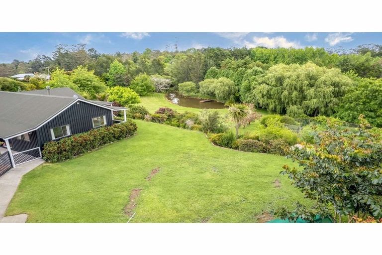 Photo of property in 68 Wiroa Road, Kerikeri, 0293