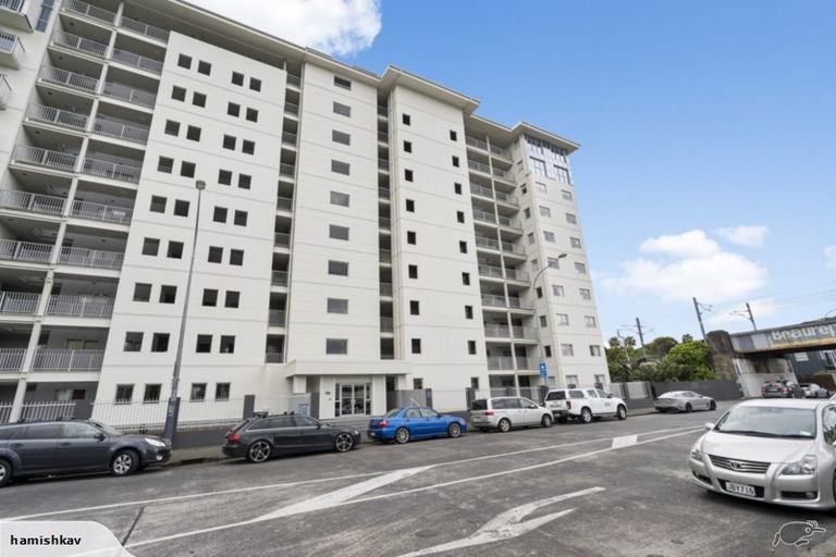 Photo of property in The Landings, 310/8 Ronayne Street, Auckland Central, Auckland, 1010