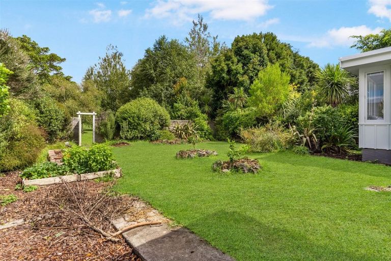 Photo of property in 32 Lynden Avenue, Hillcrest, Auckland, 0627