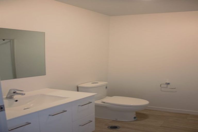 Photo of property in 38/241 Hinemoa Street, Birkenhead, Auckland, 0626