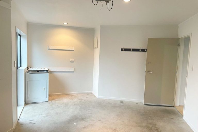 Photo of property in 13 Tiraumea Drive, Pakuranga, Auckland, 2010