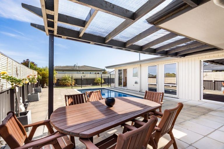 Photo of property in 20 Roskilda Crescent, Taradale, Napier, 4112