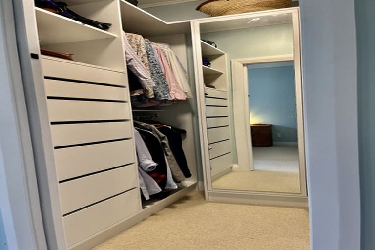 Photo of property in 58 Glen Road, Kelburn, Wellington, 6012