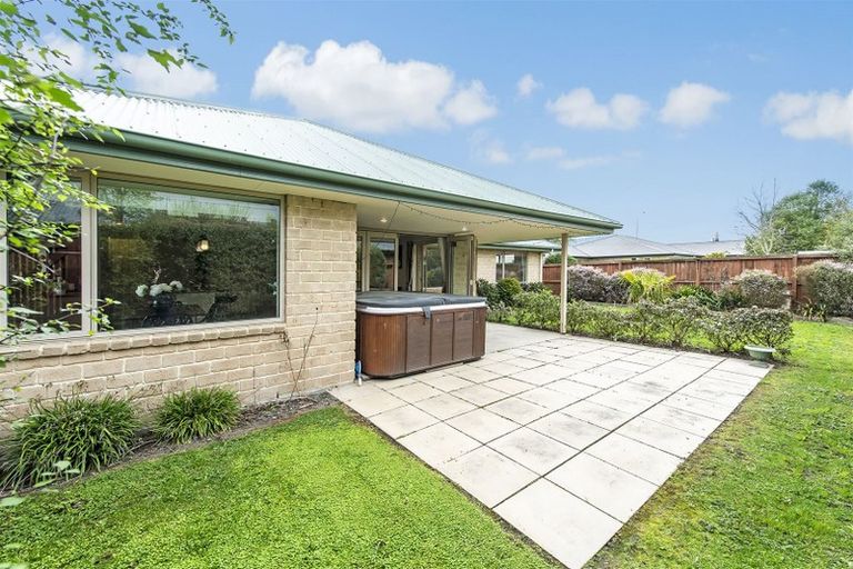 Photo of property in 102 Charles Street, Rangiora, 7400