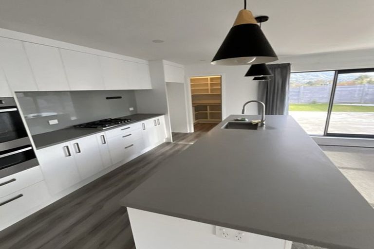 Photo of property in 26 Filmer Crescent, Wallaceville, Upper Hutt, 5018