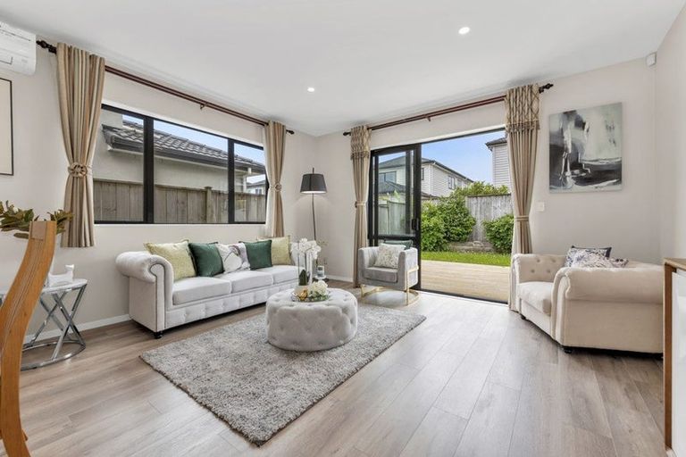 Photo of property in 30 Rosewell Crescent, Flat Bush, Auckland, 2019