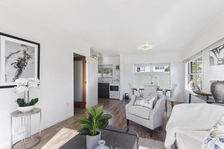 Photo of property in 57 Nile Road, Milford, Auckland, 0620