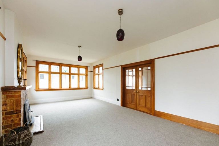 Photo of property in 35 Wharfe Street, South Hill, Oamaru, 9400