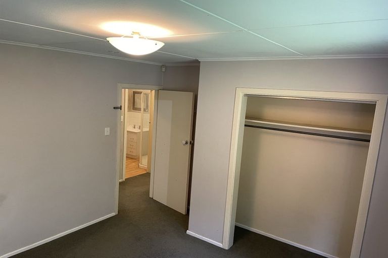 Photo of property in 76 Elmslie Road, Pinehaven, Upper Hutt, 5019