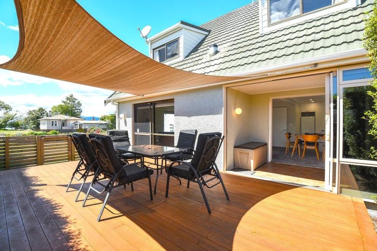 Photo of property in 8 Raukura Place, Koutu, Rotorua, 3010
