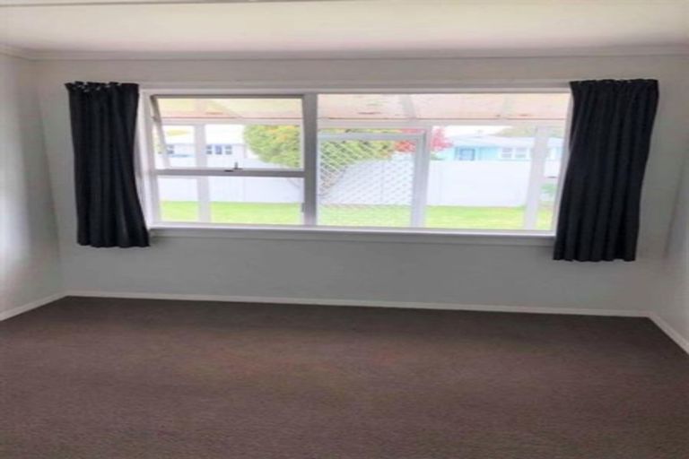 Photo of property in 126 Waihi Road, Hawera, 4610