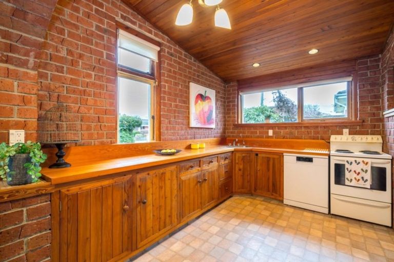 Photo of property in 10 Calder Street, Saint Kilda, Dunedin, 9012