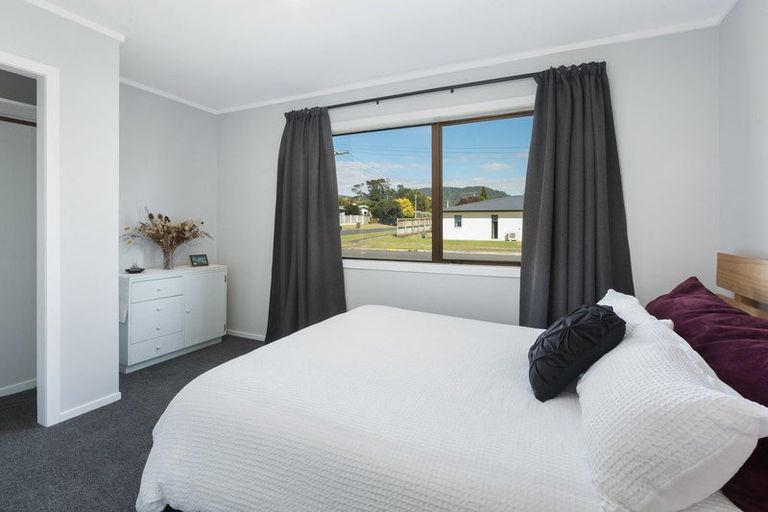 Photo of property in 3 Macmillan Street, Katikati, 3129