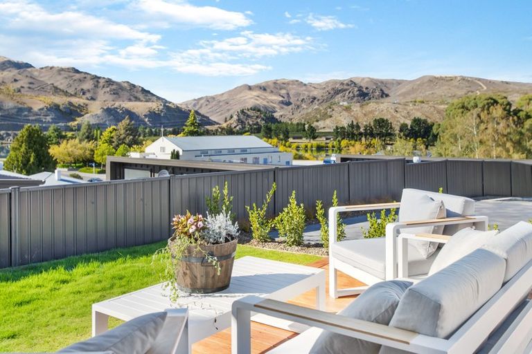 Photo of property in 37a Melmore Terrace, Cromwell, 9310