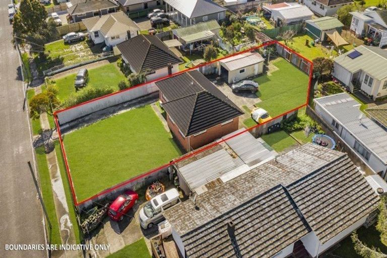 Photo of property in 38 Cheviot Street, Mangere East, Auckland, 2024