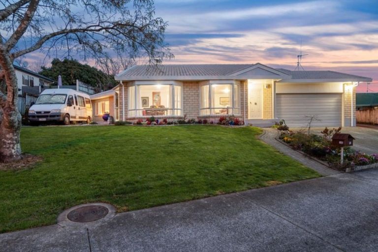 Photo of property in 16 Astor Place, Welcome Bay, Tauranga, 3112
