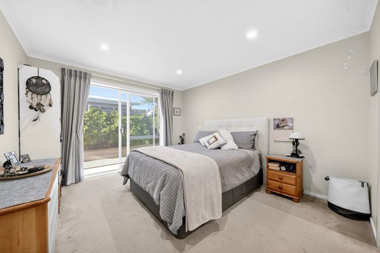 Photo of property in 5 Tarata Grove, Lansdowne, Masterton, 5810