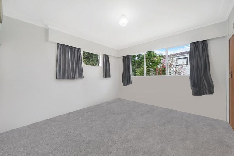 Photo of property in 51 Sunset Road, Totara Vale, Auckland, 0632