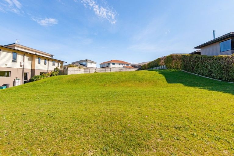 Photo of property in 5 Coprosma Crescent, Waipahihi, Taupo, 3330