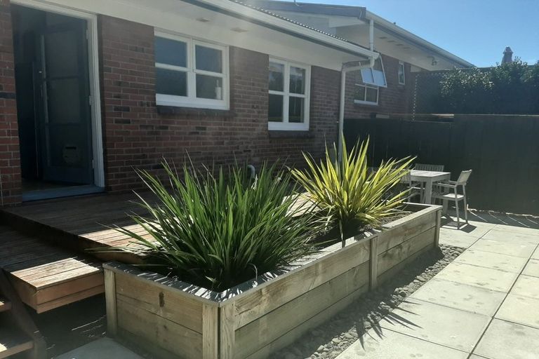 Photo of property in 2/48a Northboro Road, Belmont, Auckland, 0622