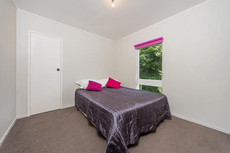 Photo of property in 25 Meadway, Sunnyhills, Auckland, 2010