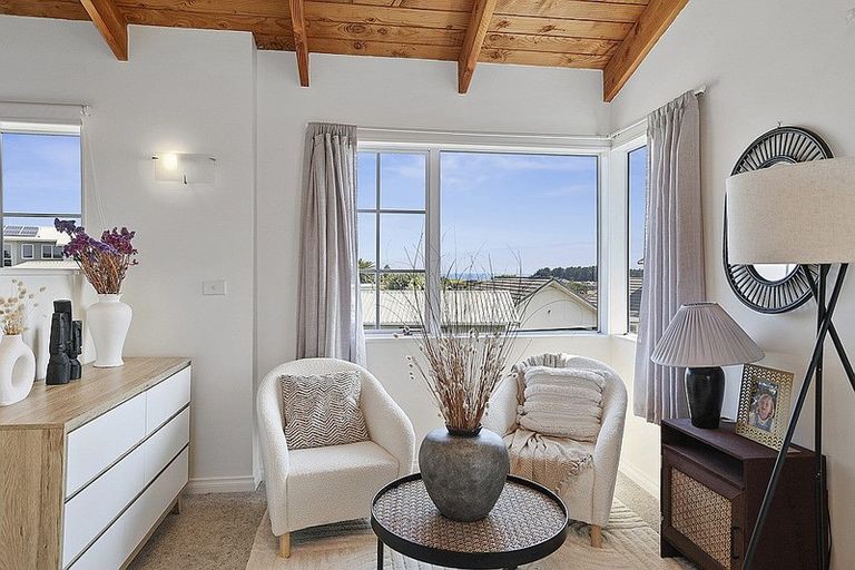 Photo of property in 24 Culzean Grove, Bell Block, New Plymouth, 4312