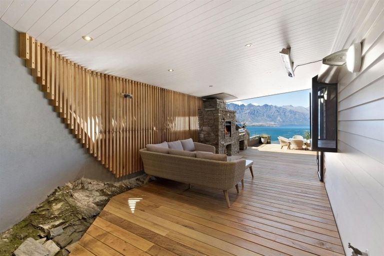 Photo of property in 3 Caples Place, Fernhill, Queenstown, 9300