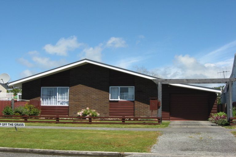 Photo of property in 1/12b Gladstone Street, Westport, 7825