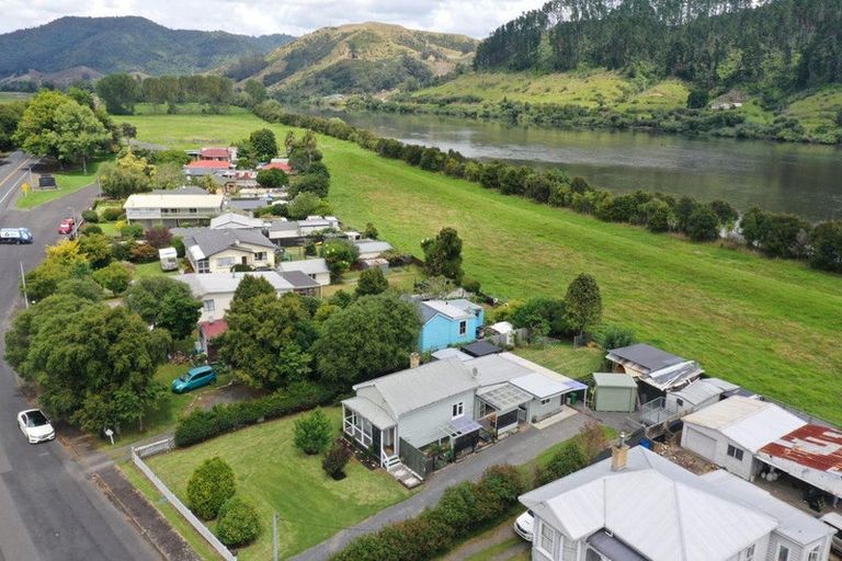 Photo of property in 556 Great South Road, Huntly, 3700