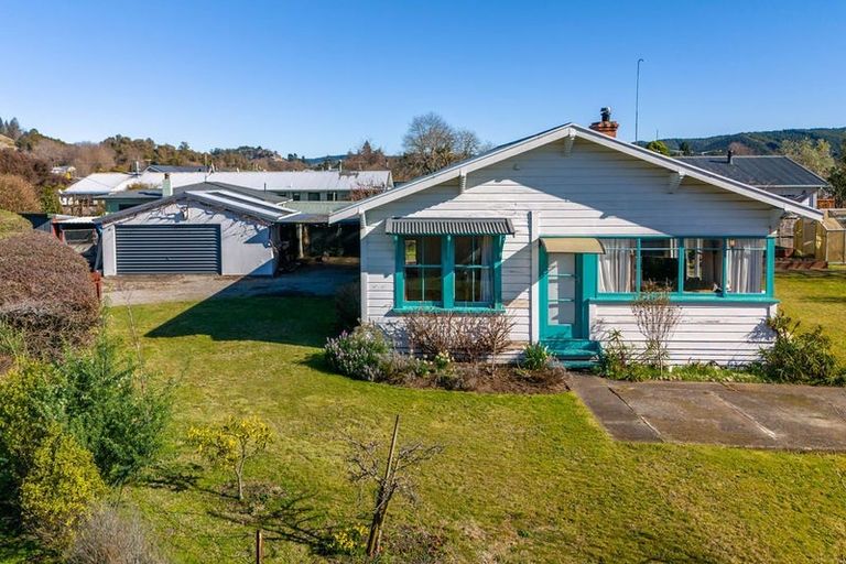 Photo of property in 88 Whitby Road, Wakefield, 7025