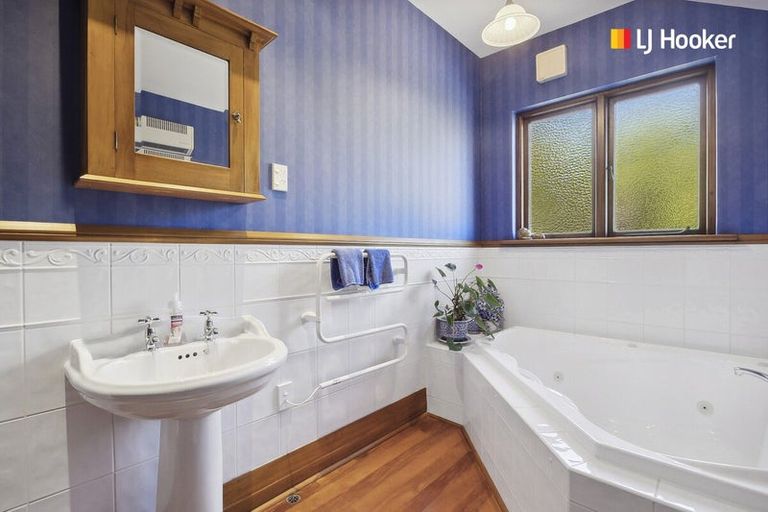 Photo of property in 28 Elliot Street, Andersons Bay, Dunedin, 9013