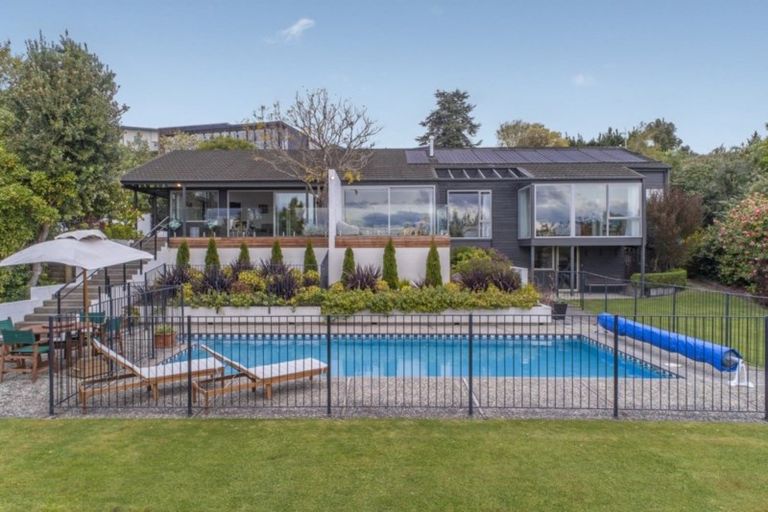 Photo of property in 7 Chaston Close, Westmorland, Christchurch, 8025