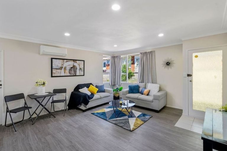 Photo of property in 3/8 Akehurst Avenue, New Lynn, Auckland, 0600