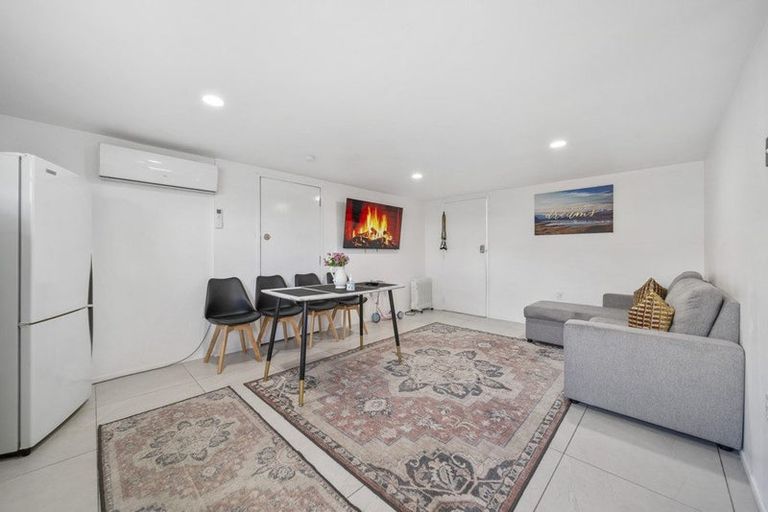 Photo of property in 130 Wyllie Road, Papatoetoe, Auckland, 2025