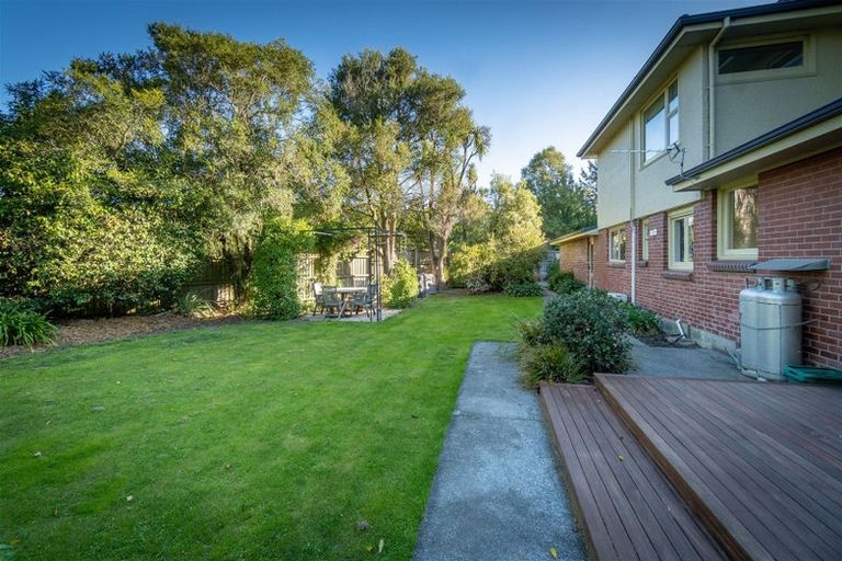 Photo of property in 21 Kirkwood Avenue, Upper Riccarton, Christchurch, 8041