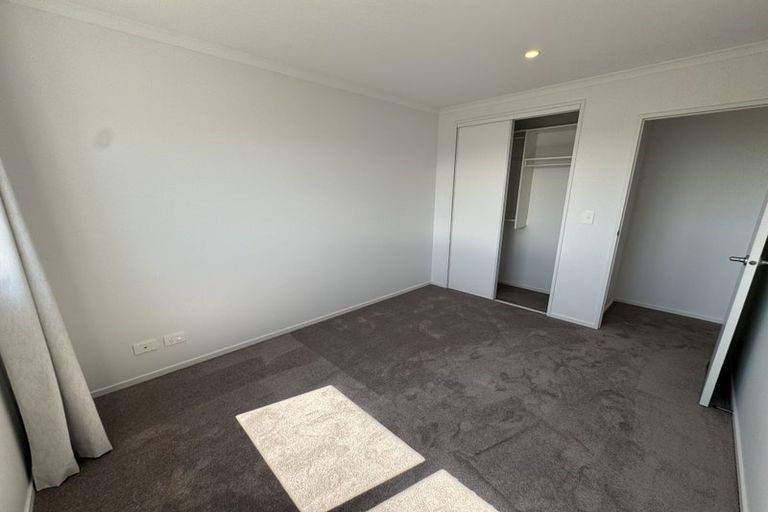 Photo of property in 20 Gilbert Hall Way, Swanson, Auckland, 0614