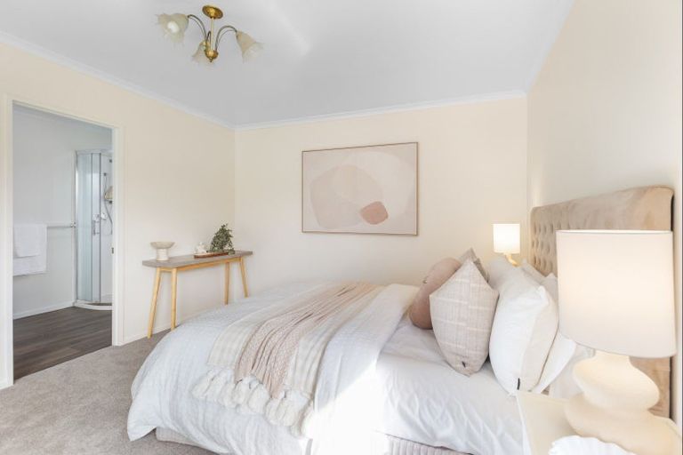 Photo of property in 13 Homewood Avenue, Levin, 5510