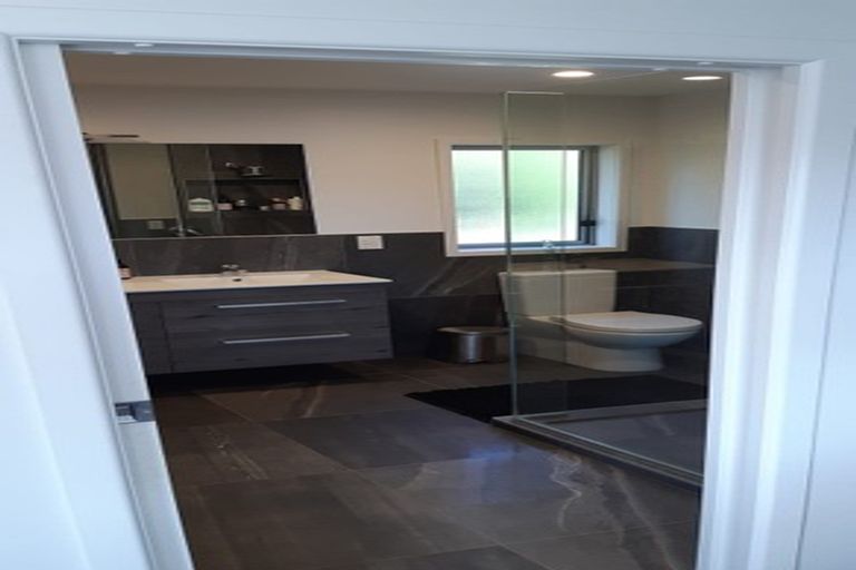 Photo of property in 82 Townsend Road, Miramar, Wellington, 6022