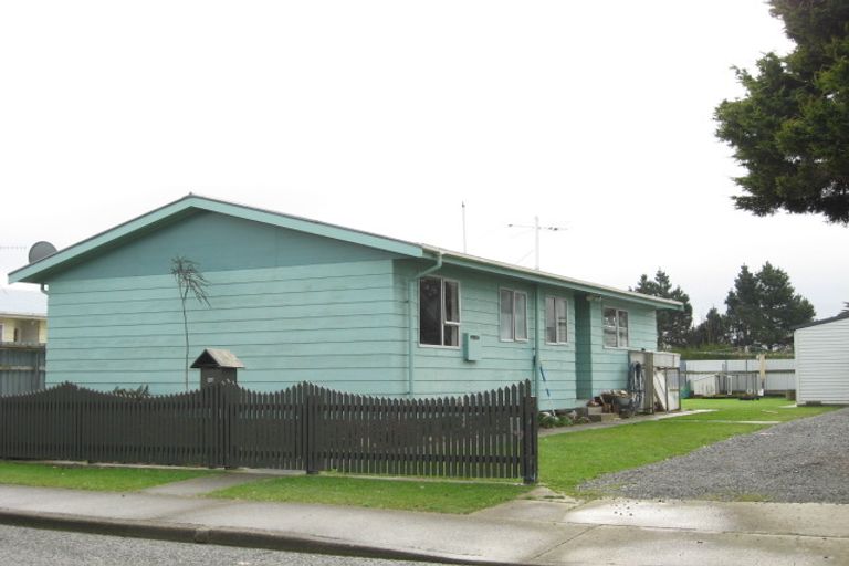 Photo of property in 100 Vernon Street, Kingswell, Invercargill, 9812
