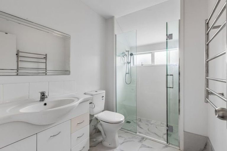 Photo of property in 41a Maygrove Drive, Orewa, 0931