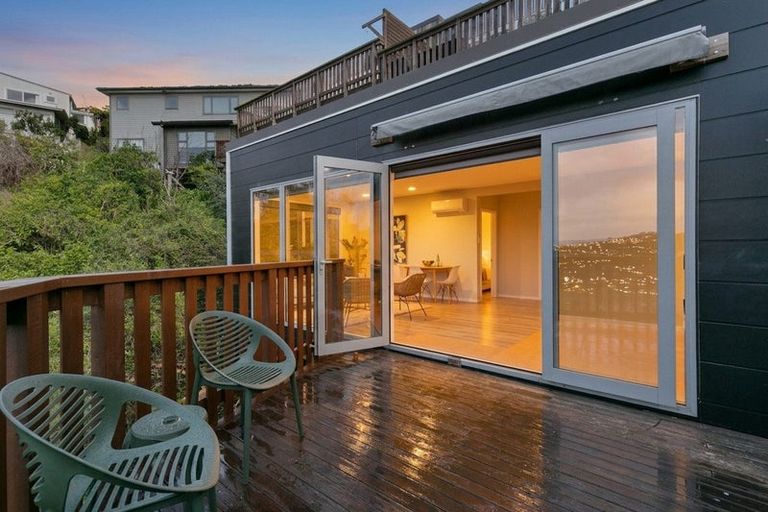 Photo of property in 10 Wineberry Way, Broadmeadows, 6037