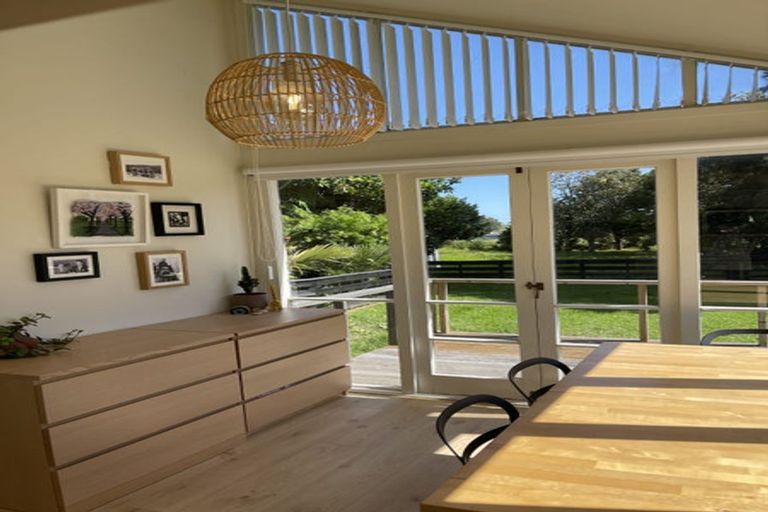 Photo of property in 17a Monument Road, Clevedon, 2582