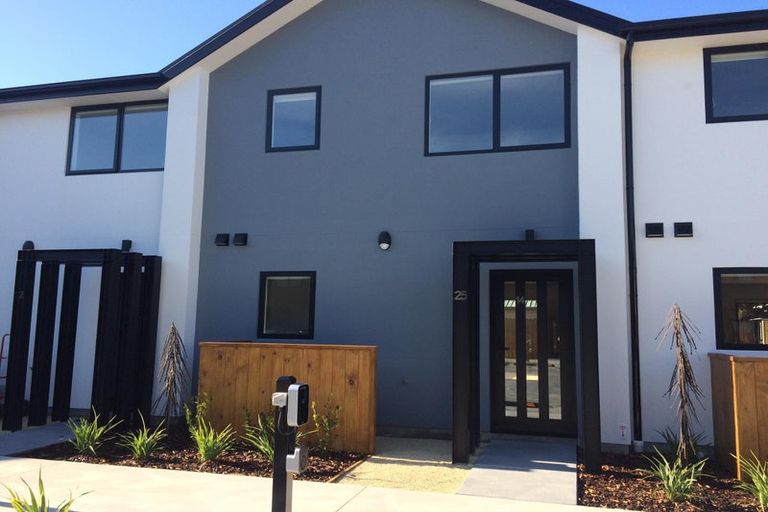 Photo of property in 14/25 Hargest Crescent, Sydenham, Christchurch, 8023