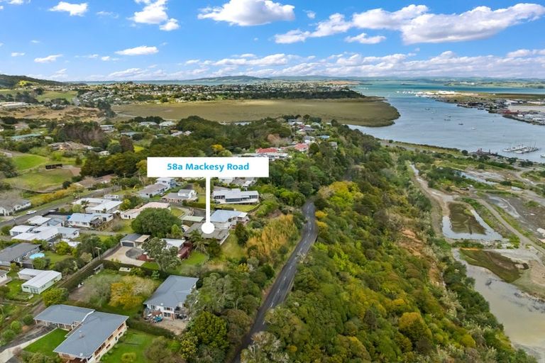 Photo of property in 58 Mackesy Road, Parahaki, Whangarei, 0112