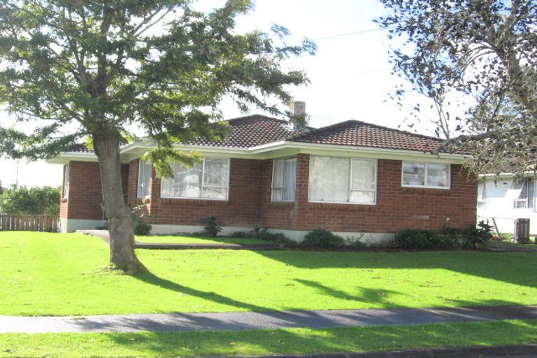 Photo of property in 11 Cosmo Place, Otara, Auckland, 2023