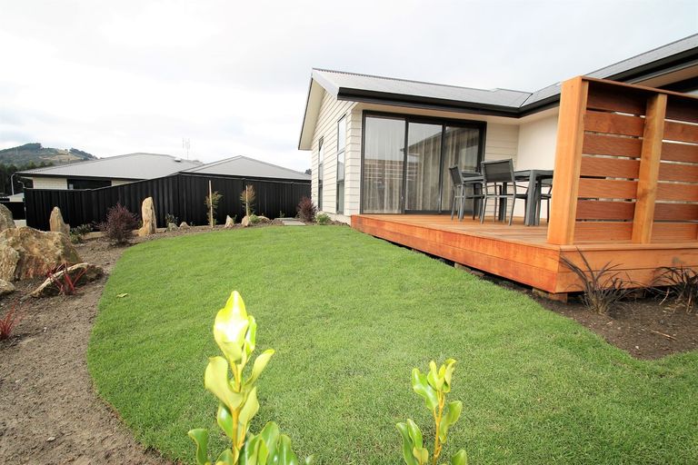 Photo of property in 8 Tate Crescent, Green Island, Dunedin, 9018