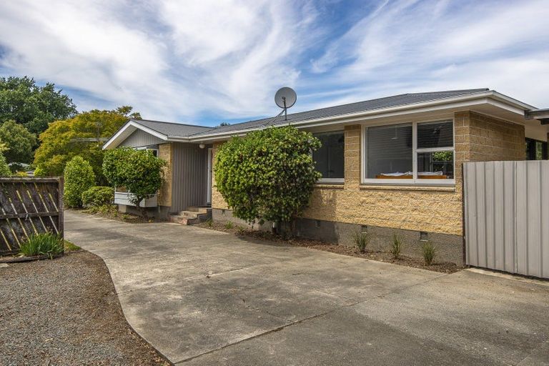 Photo of property in 29 Yardley Street, Avonhead, Christchurch, 8042