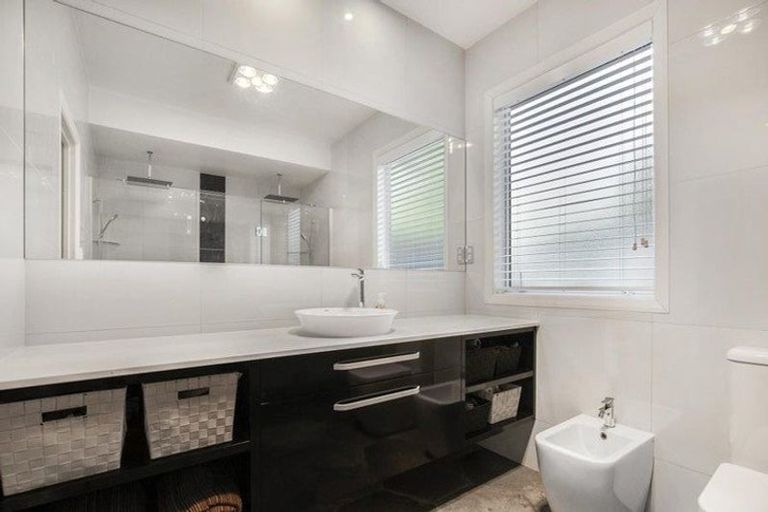 Photo of property in 153 Harbourside Drive, Karaka, Papakura, 2113