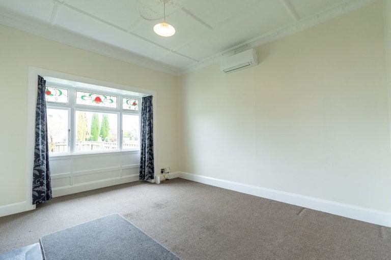 Photo of property in 24 Aroha Street, Takaro, Palmerston North, 4410